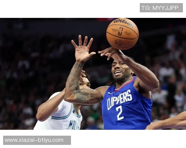 快船首胜NBA杯压哨绝杀比尔与小卡激情庆祝瞬间回顾 快船首胜NBA杯压哨绝杀比尔与小卡激情庆祝瞬间回顾