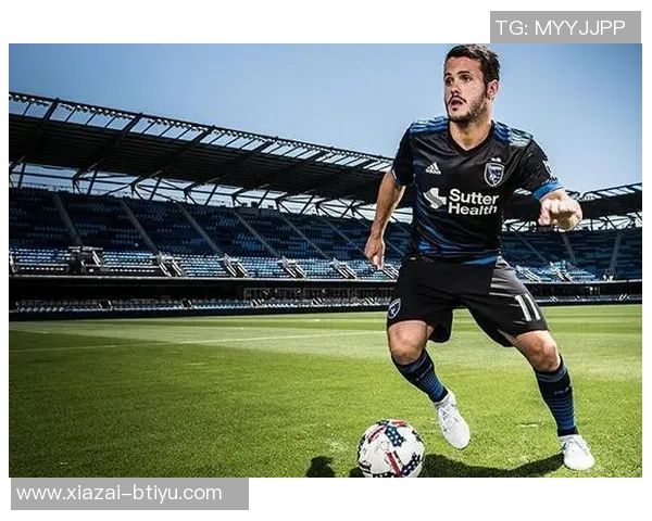 卡扎伊什维利与妻子共享东京之旅美好时光尽显劳逸结合生活态度 卡扎伊什维利与妻子共享东京之旅美好时光尽显劳逸结合生活态度