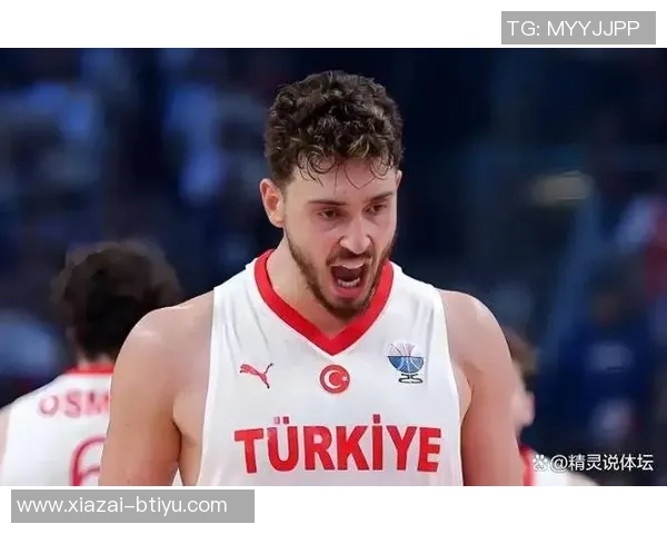 申京自信带领火箭崭露头角不再是小约基奇的代名词 申京自信带领火箭崭露头角不再是小约基奇的代名词