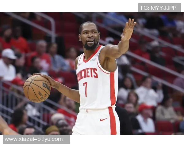 杜兰特盛赞阿门的超快二次起跳与独特风格如同发射台般令人惊叹